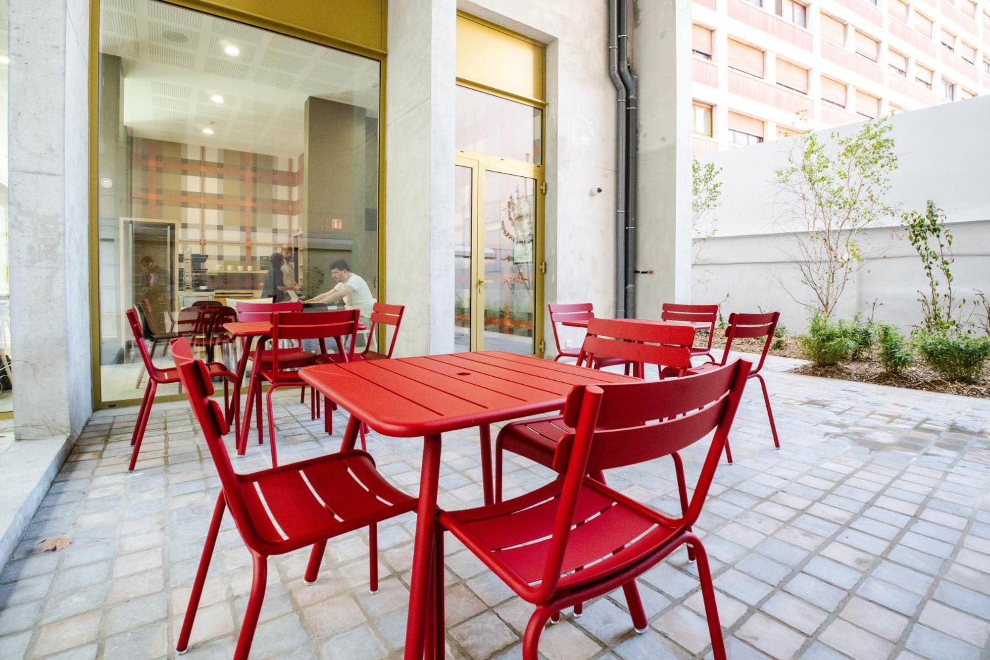Easyhotel Marseille Euromed Exteriér fotografie