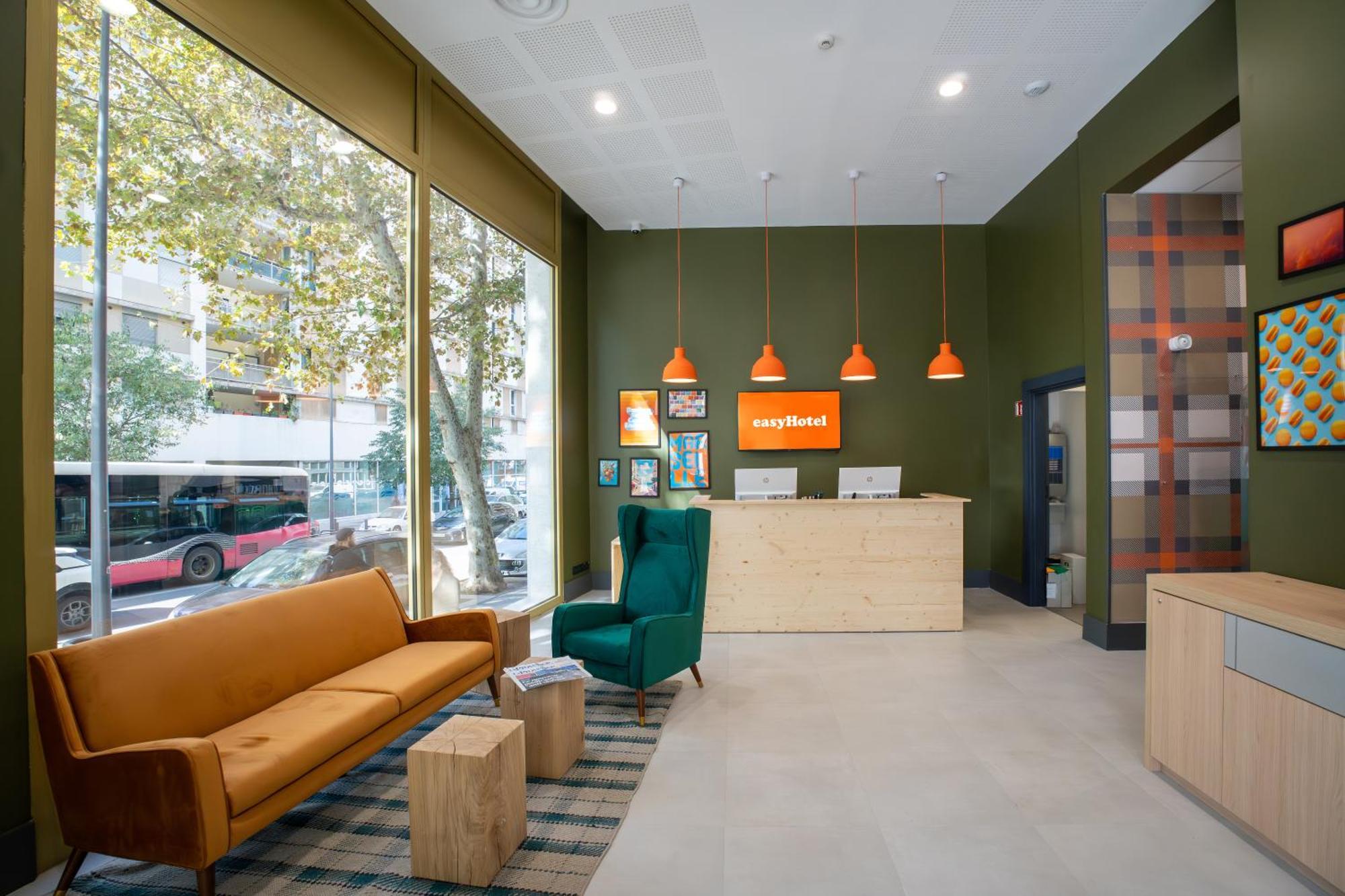 Easyhotel Marseille Euromed Exteriér fotografie