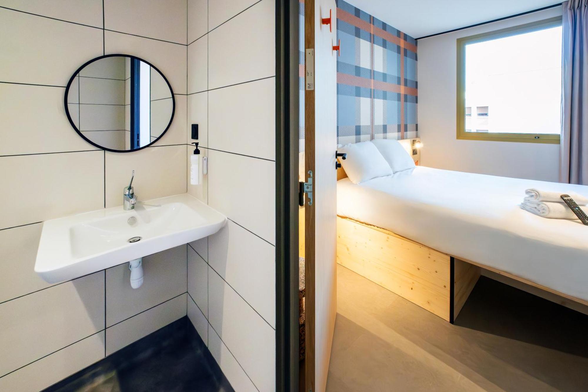 Easyhotel Marseille Euromed Exteriér fotografie