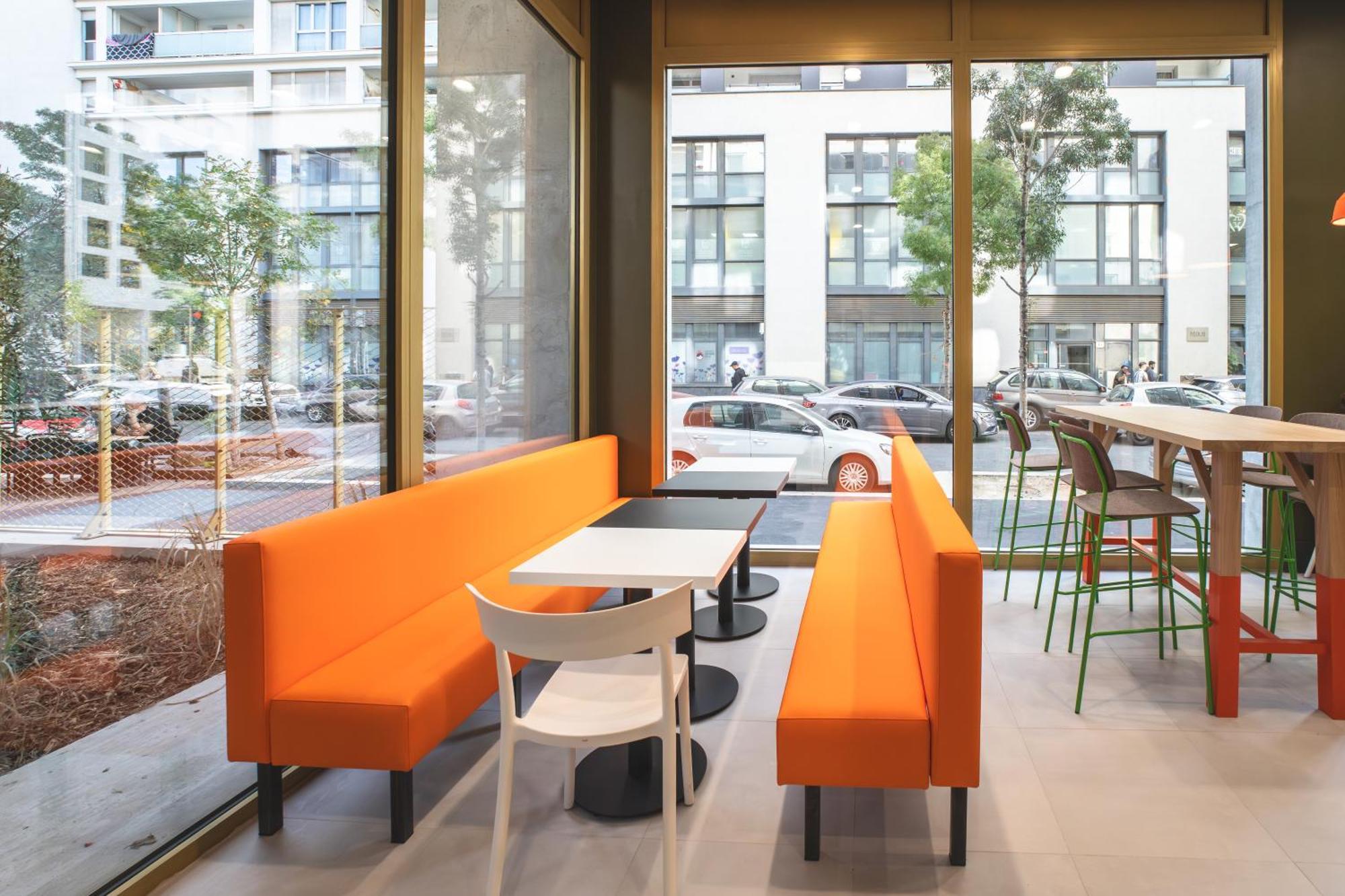 Easyhotel Marseille Euromed Exteriér fotografie